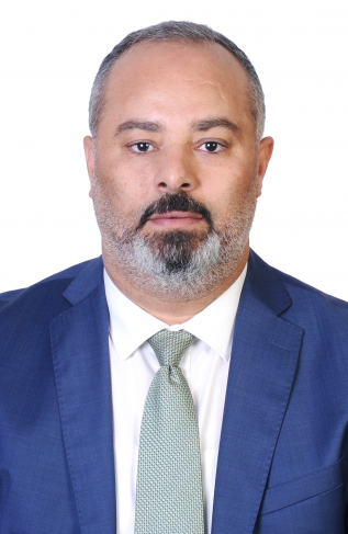 عادل السباعي