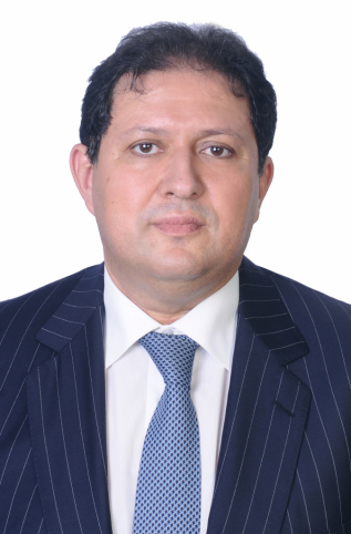 هشام ايت مانة